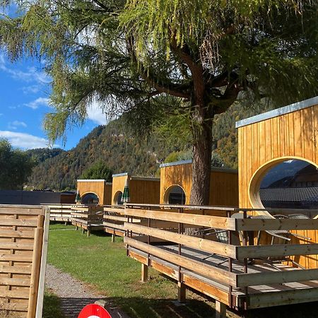 Unique Tiny Eco Lodges With Gorgeous Views To Jungfrau Massiv Interlaken Bagian luar foto